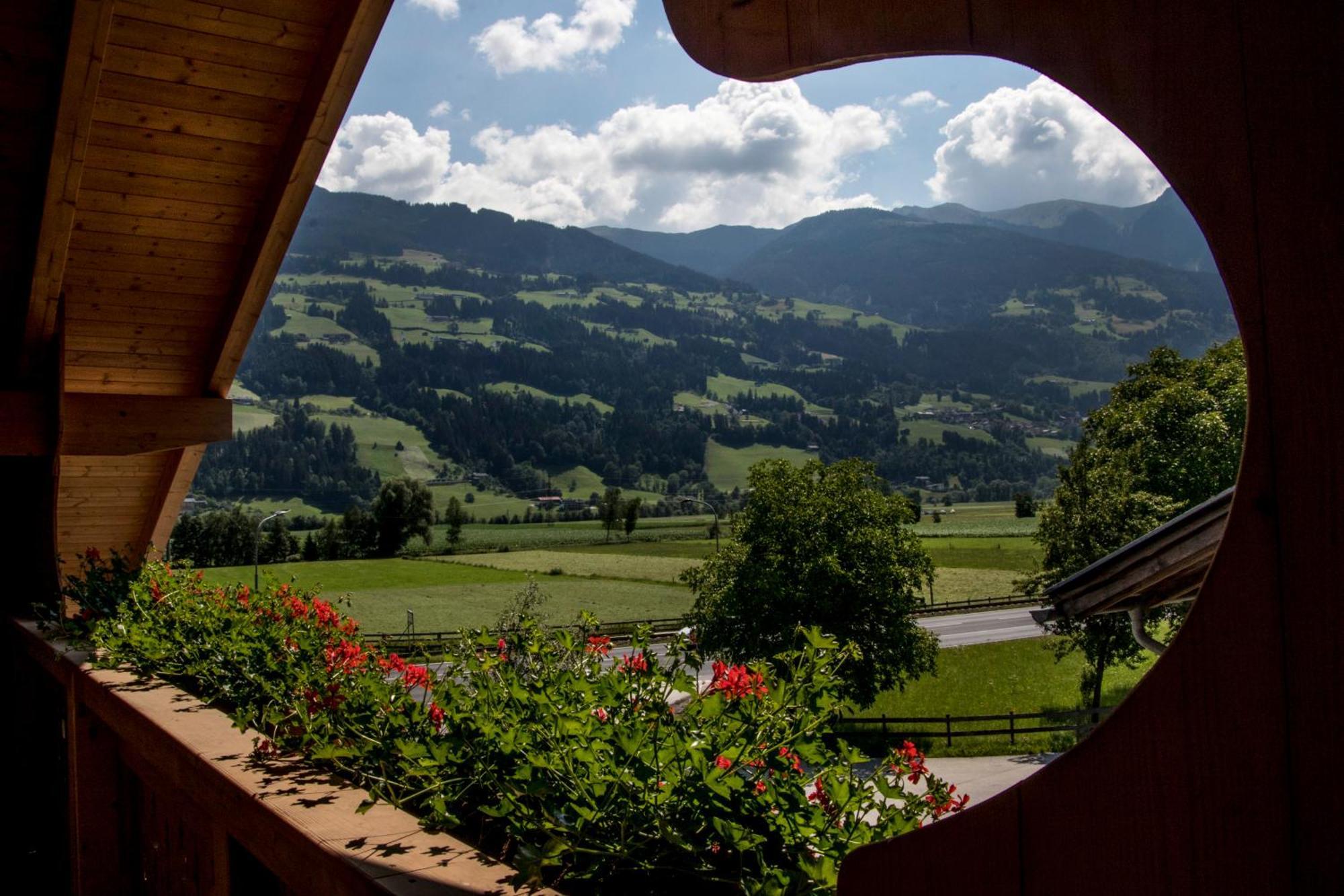 Apart Soellbacherhof Fügen Εξωτερικό φωτογραφία
