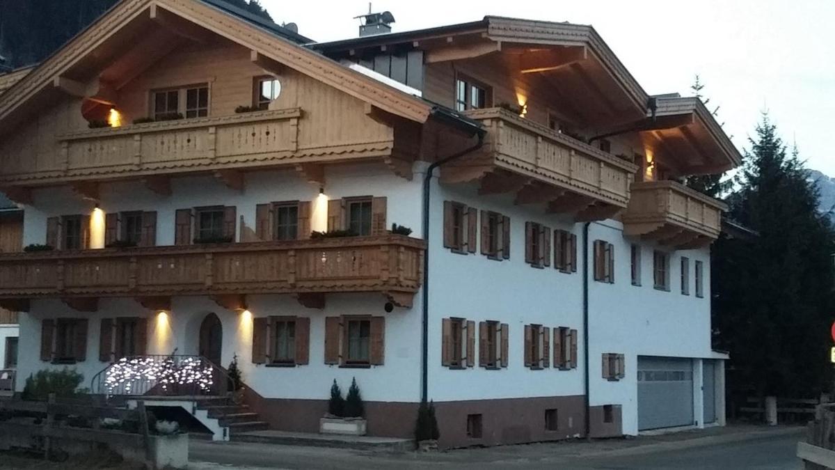 Apart Soellbacherhof Fügen Εξωτερικό φωτογραφία